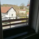 Apartmaji Karbic *