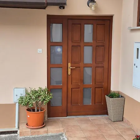 Apartmaji Karbic