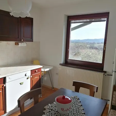 Apartmaji Karbic * Postojna