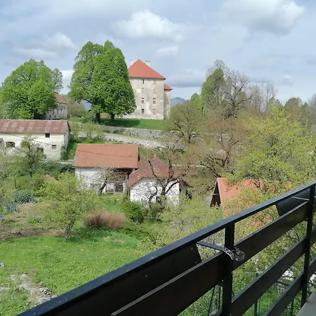 شقة Apartmaji Karbic