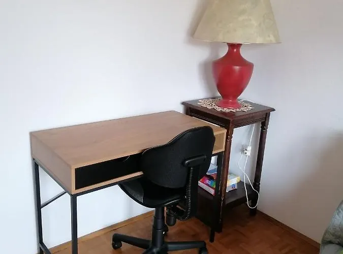 Apartmaji Karbic * بوستوينا