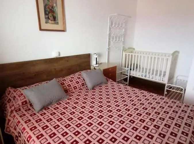 Apartmaji Karbic Daire *